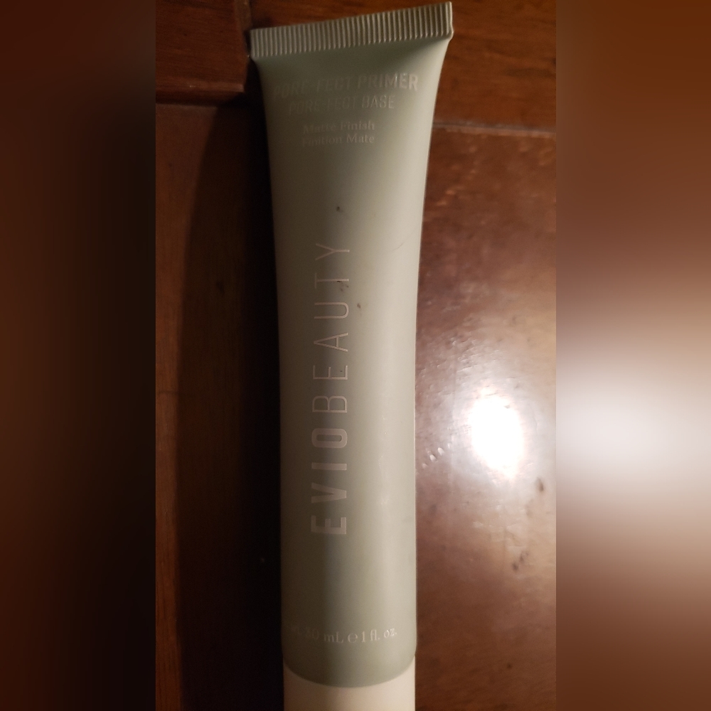 EVIO Beauty Pore Perfect Primer Matte